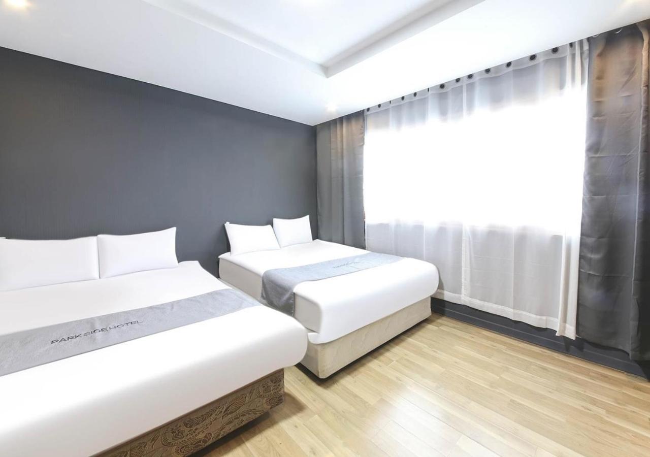 Jeju Parkside Tourist Hotel ภายนอก รูปภาพ